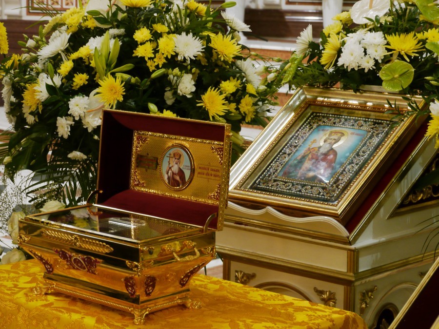 Мощи князя Владимира прибыли в Кафедральный собор. Фото